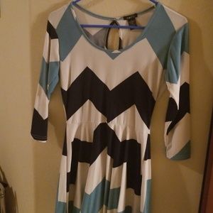 3/4 Sleeve Chevron Summer Dress
